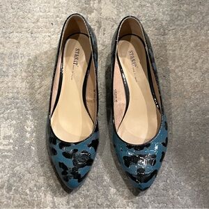 Women Patterned Blue and Black Wedges